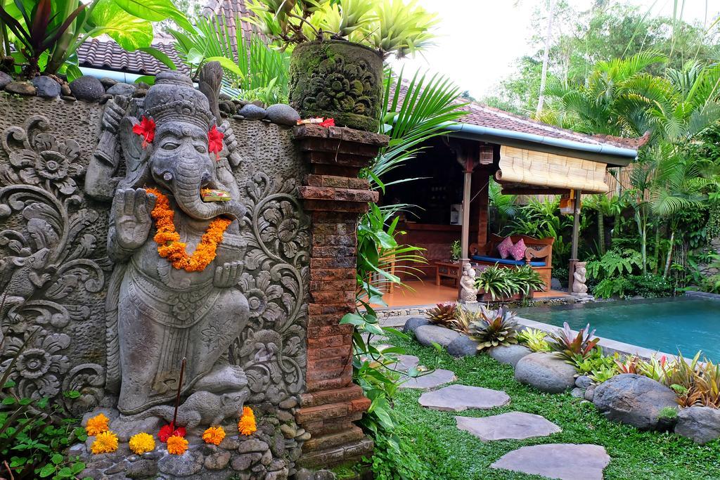 Honeymoon Green Villa Ubud Exterior foto